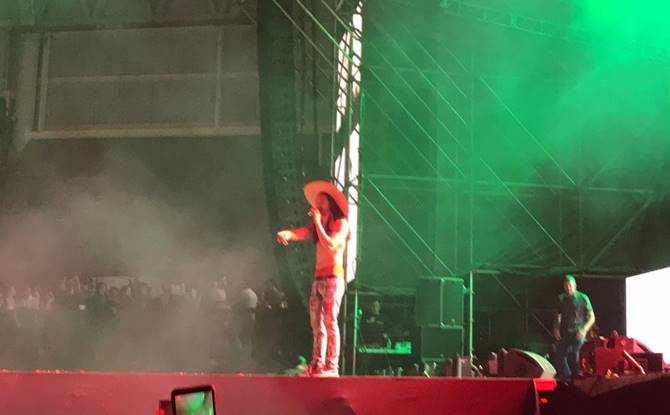 steve aoki fenaza 1