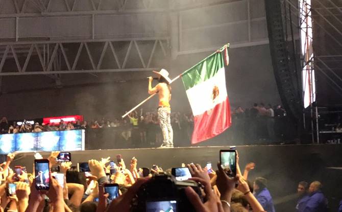 steve aoki fenaza 2
