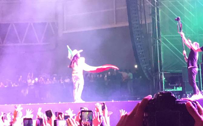 steve aoki fenaza 4