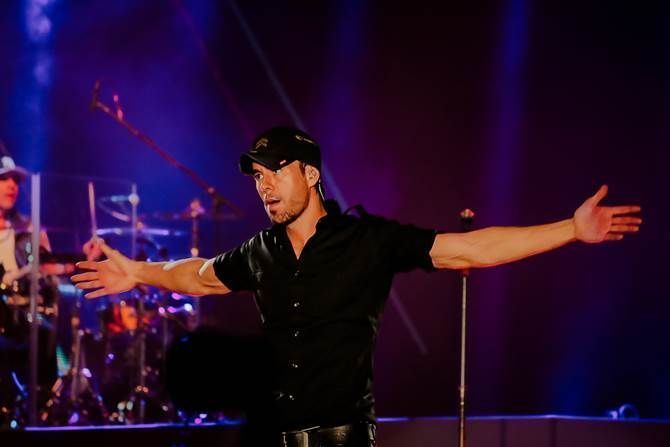 enrique iglesias 5