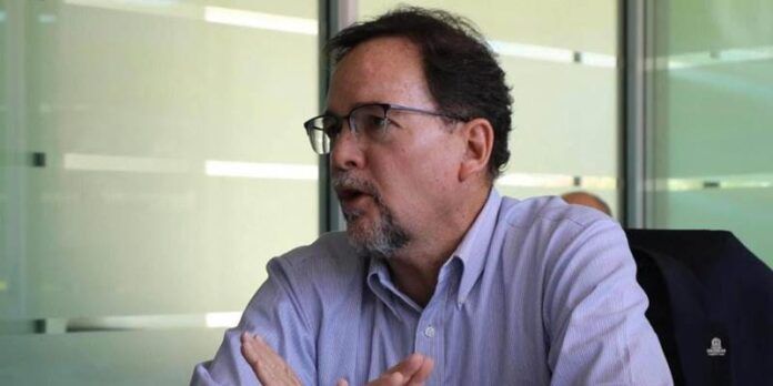 carlos-barcena-1ce