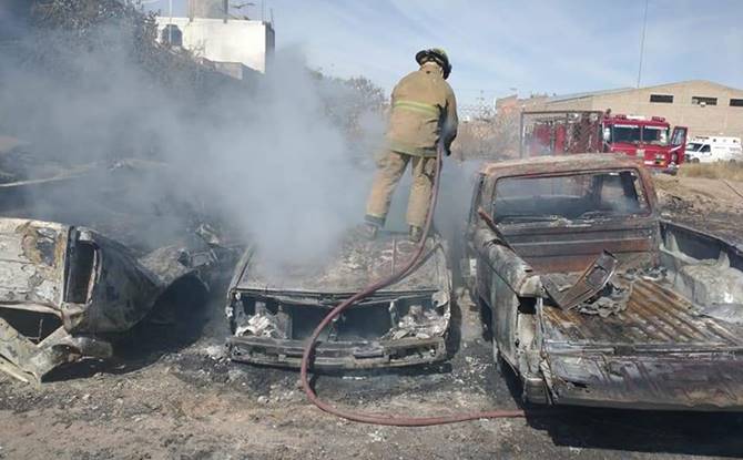 vehiculos quemados 4