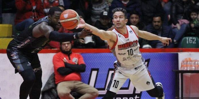 mineros-2-e8d