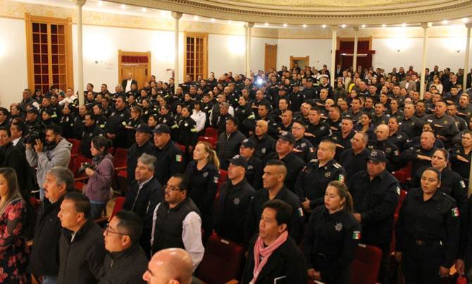 policias