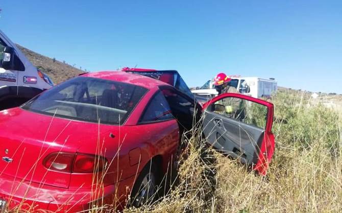 auto destrozado 2