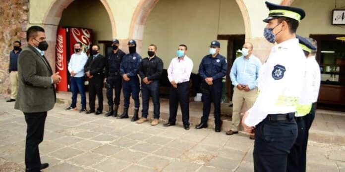 policias-e7d