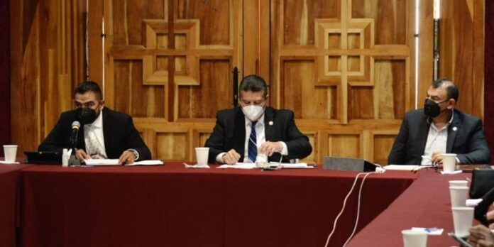 seguridad-comparecencia-aee