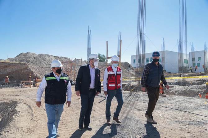 obras uaz