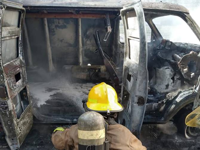 camioneta quemada 2