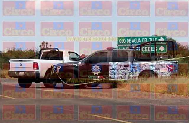 Hallan a hombre colgado y ejecutado de un letrero vial en Fresnillo