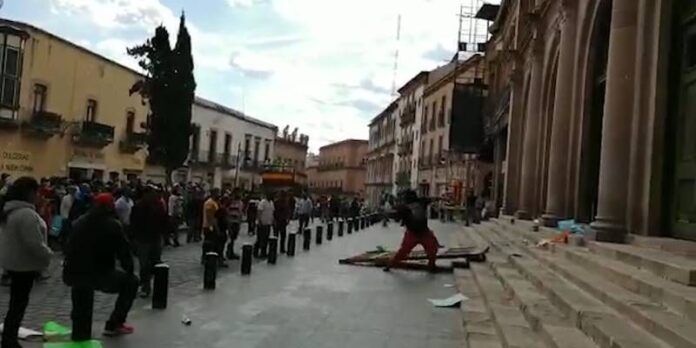 destrozos_mineros_calderon1-80e