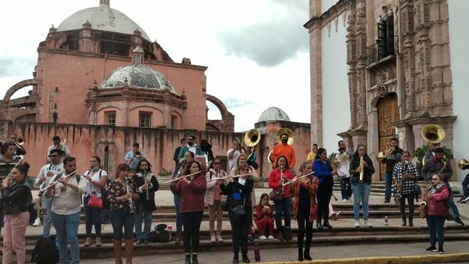 banda 6
