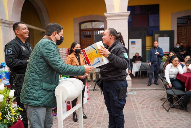 policias 4