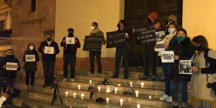 periodistas-7db