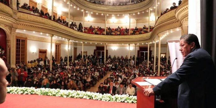 monreal-congreso-495
