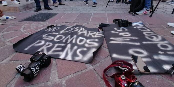 periodistas-1-0b7