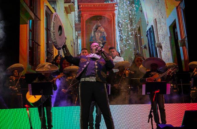 angela aguilar 3