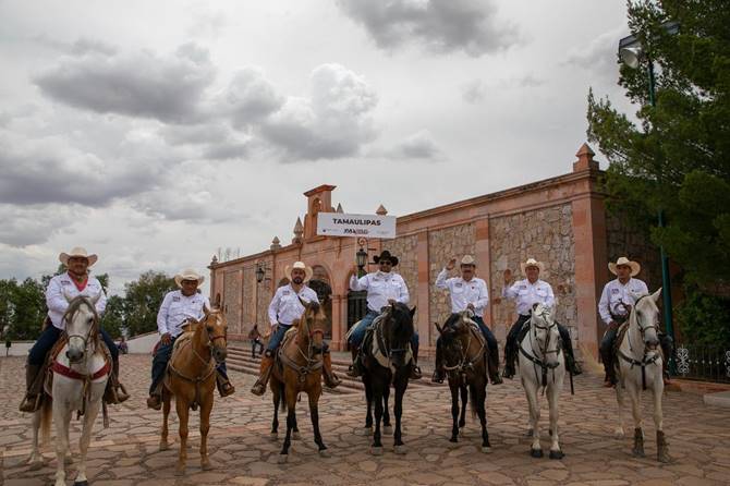 cabalgata