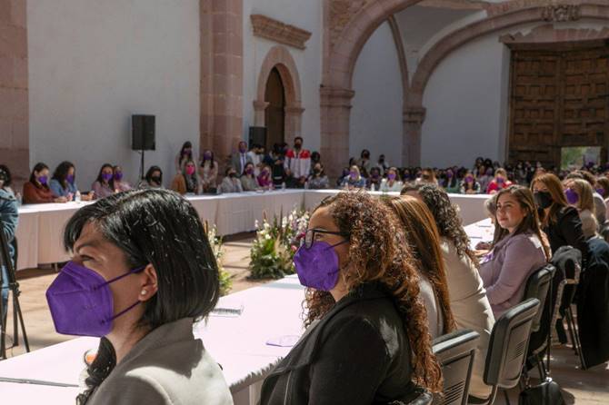 pacto mujeres 6