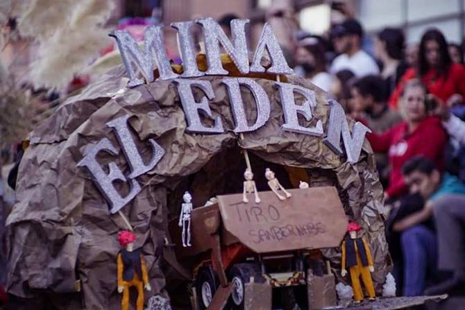 desfile muertos 11