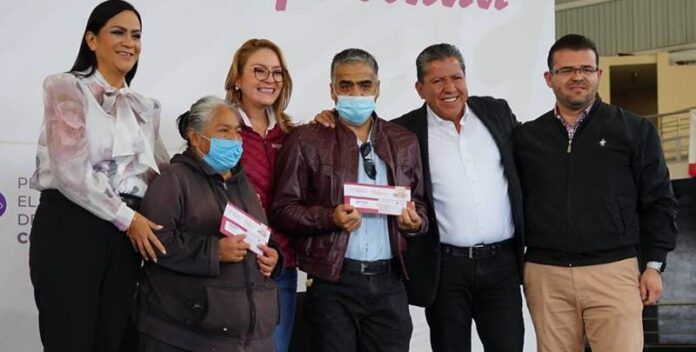 entrega_apoyos_con_discapacidad4-503