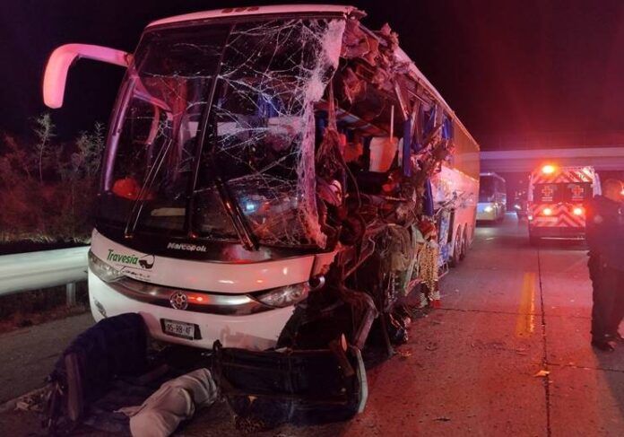 aaccidente_autobus_muertos_zacatecas1-06d