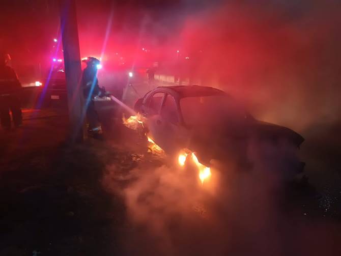 coche quemado 2