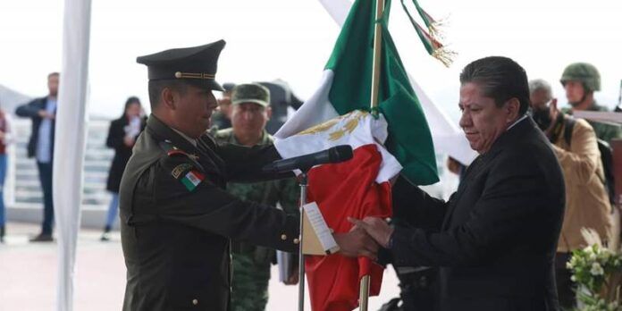 dia-bandera-b40