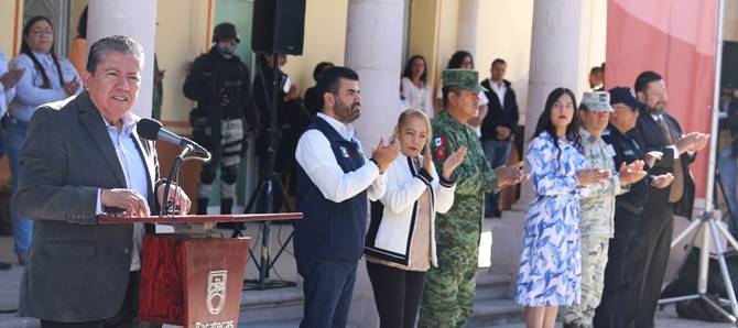 Refrenda respaldo a la juventud y niñez zacatecana