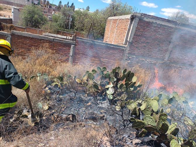incendio pastizal 2