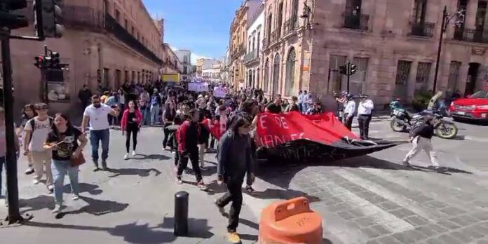 marcha-2d9