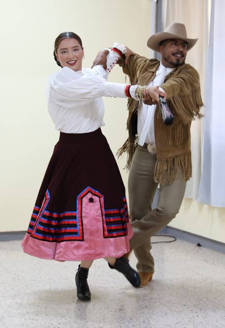trajes 3