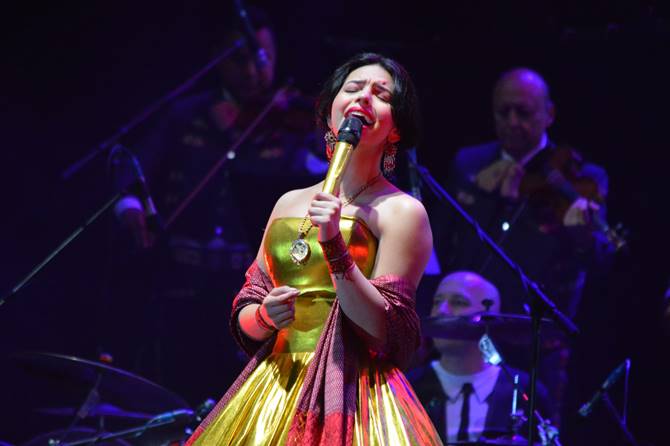 angela aguilar 6