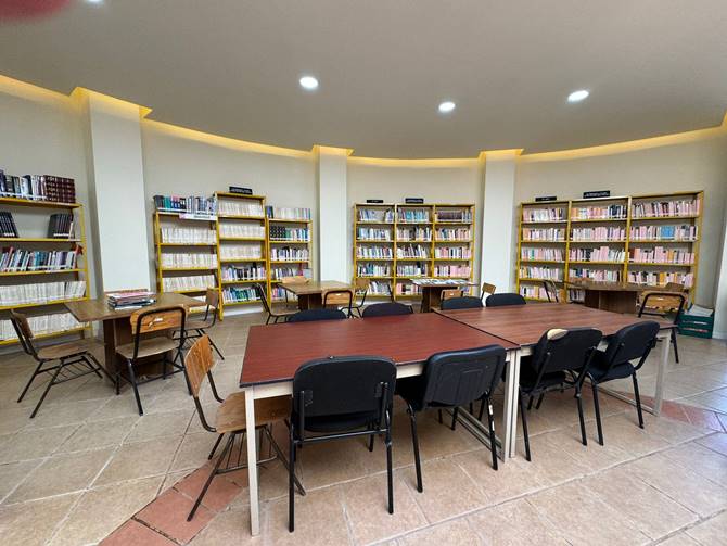 hacienda nueva biblioteca 13