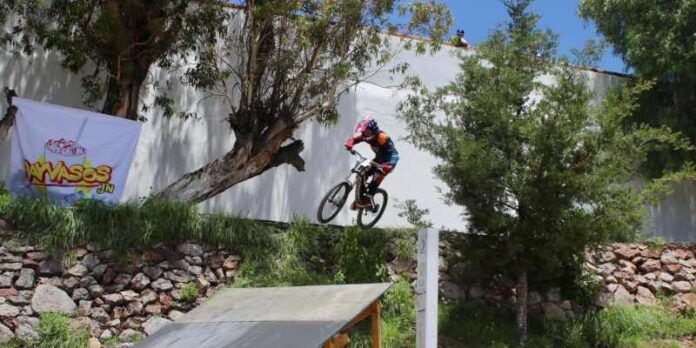 downhill-2-db0