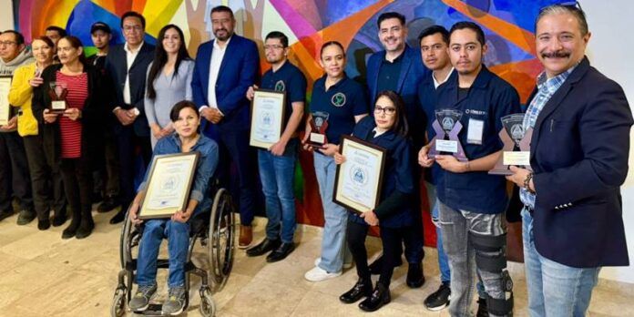 discapacidad-distintivo-capstone-1-bad
