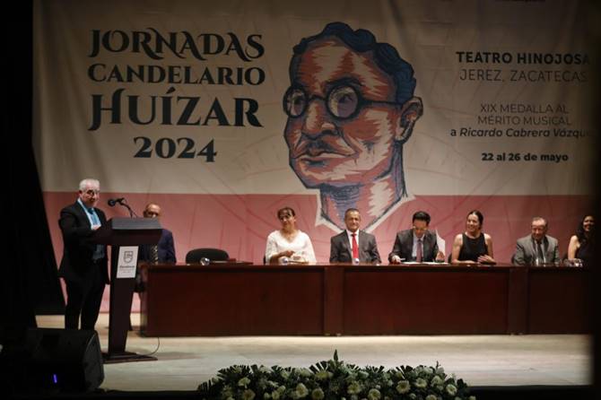medalla candelario 9