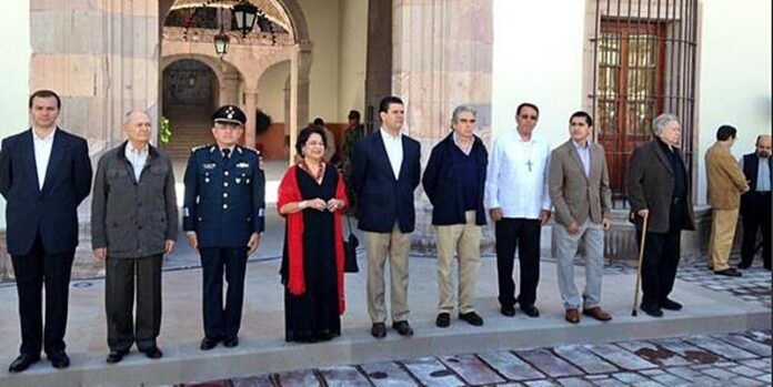 Miguel Alonso al reinaugurar Plaza de Armas este domingo Miguel Alonso al reinaugurar Plaza de Armas este domingo