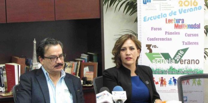 Autoridades escolares dan los pormenores Autoridades escolares dan los pormenores