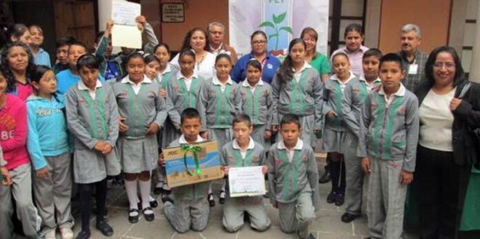 Reciben impresoras y tablets