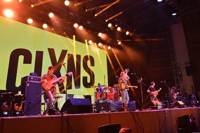 claxons
