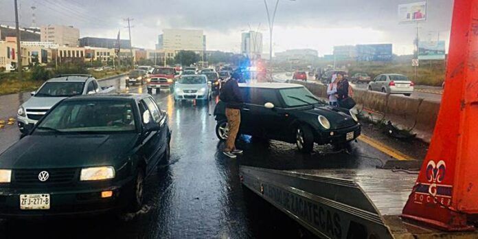 mini-cooper-4dc
