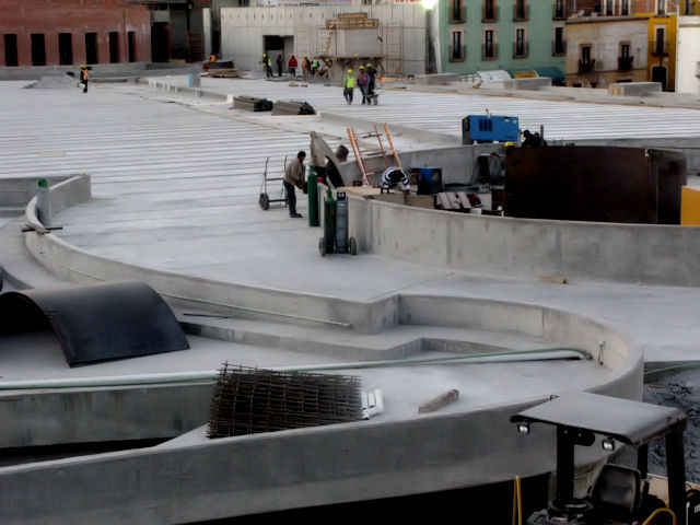 Avanza la obra. Avanza la obra.
