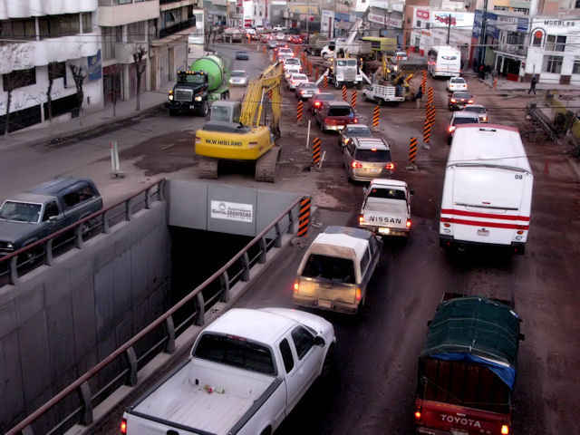 La obra ha causado congestionamiento vial. (Leonardo Moreno) La obra ha causado congestionamiento vial. (Leonardo Moreno)