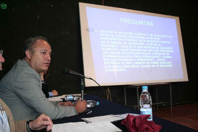 Clausura del encuentro internacional sobre educación multimodal. Clausura del encuentro internacional sobre educación multimodal.