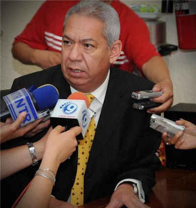 El diputado Guillermo Huízar presidirá la sesión. El diputado Guillermo Huízar presidirá la sesión.