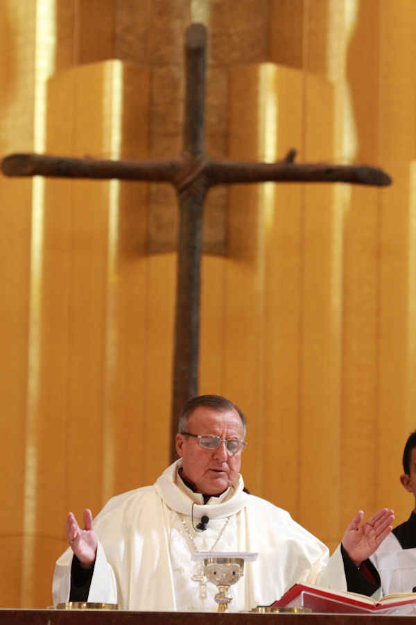 El obispo advirtió que la Iglesia debe cambiar su labor pastoral. El obispo advirtió que la Iglesia debe cambiar su labor pastoral.