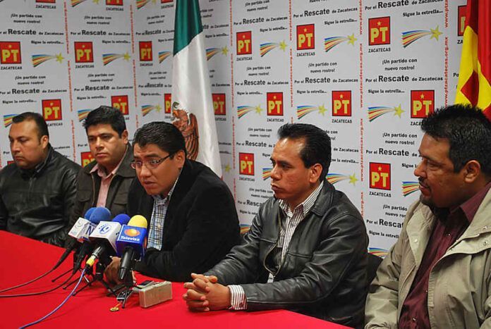 Al centro, Saúl Monreal. (Leonardo Moreno)