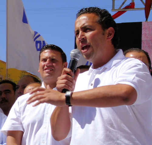 lopez-010