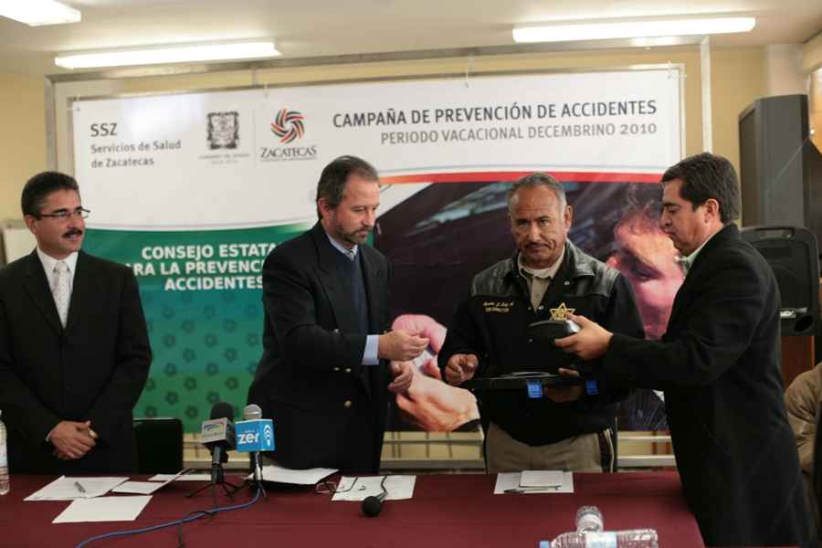 Dependencias estatales promoverán medidas de seguridad en época decembrina.
